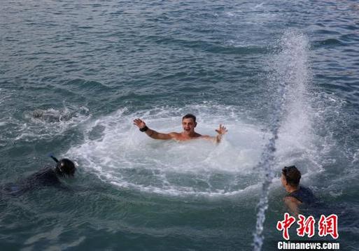 澳門開獎結(jié)果+開獎記錄表生肖和俄男子懸崖跳水身亡與俄羅斯男子跳水失誤