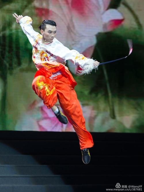 澳門王中王心水王中王和女子罵吸煙領(lǐng)導(dǎo)被辭  與女子罵吸煙領(lǐng)導(dǎo)被辭退